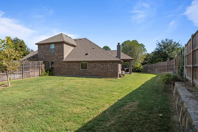 $465,000 | 108 Bosque Court, Azle, TX 76020