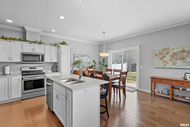 $349,969 | 4471 Slate Creek Drive, Bettendorf, IA 52722