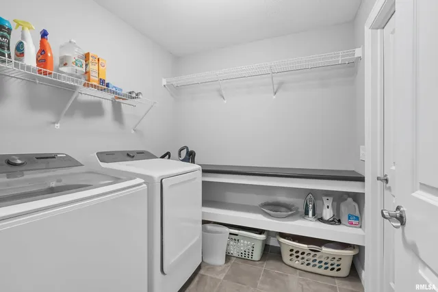 $349,969 | 4471 Slate Creek Drive, Bettendorf, IA 52722