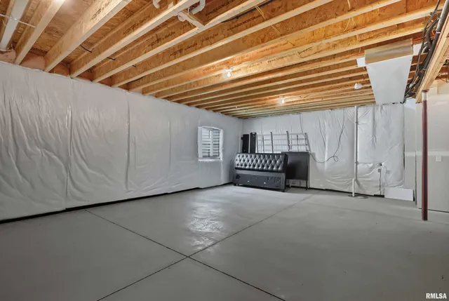 $349,969 | 4471 Slate Creek Drive, Bettendorf, IA 52722