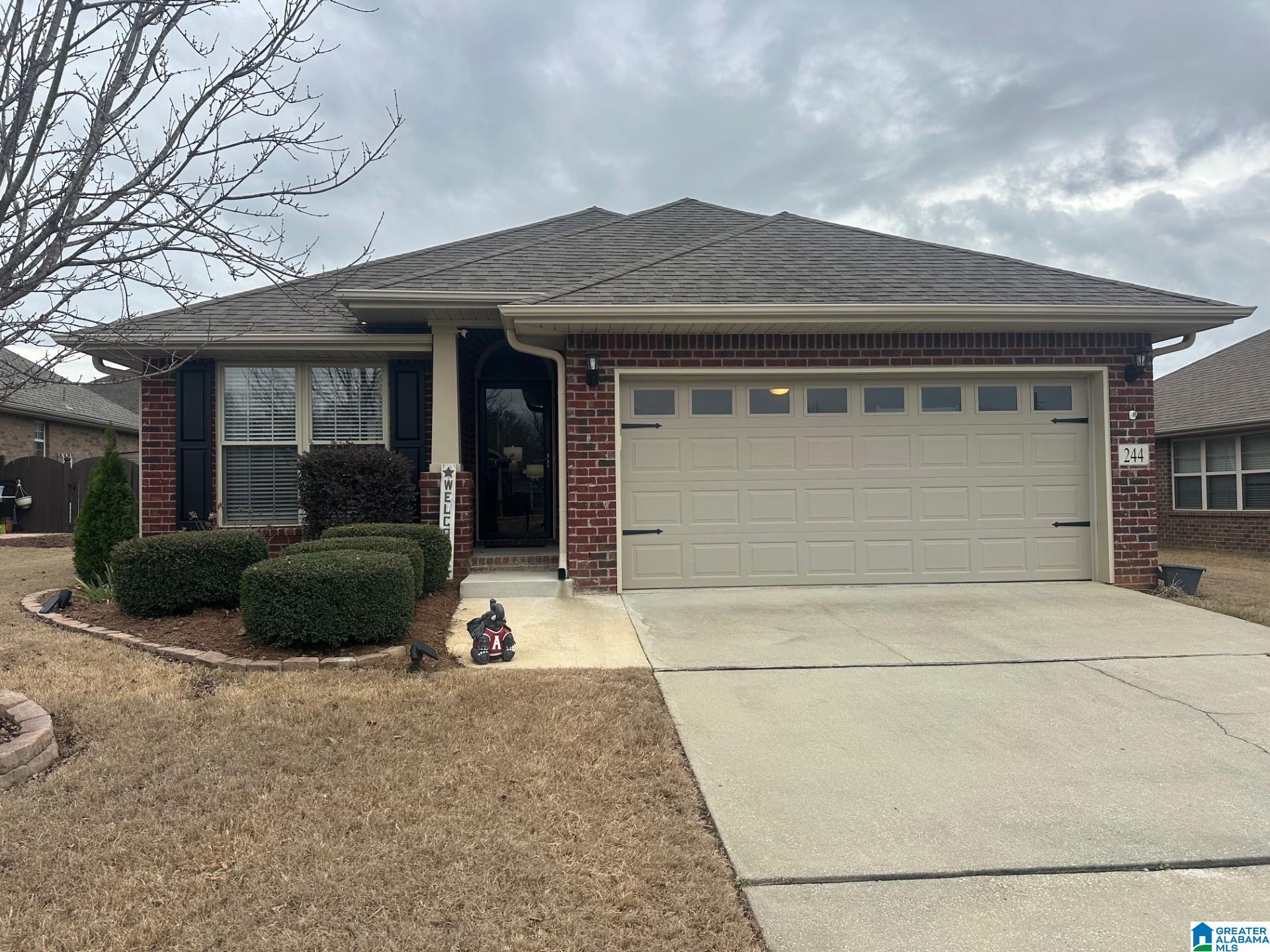 244 Crisfield Circle Alabaster, AL 35007 - Photo 1 of 27