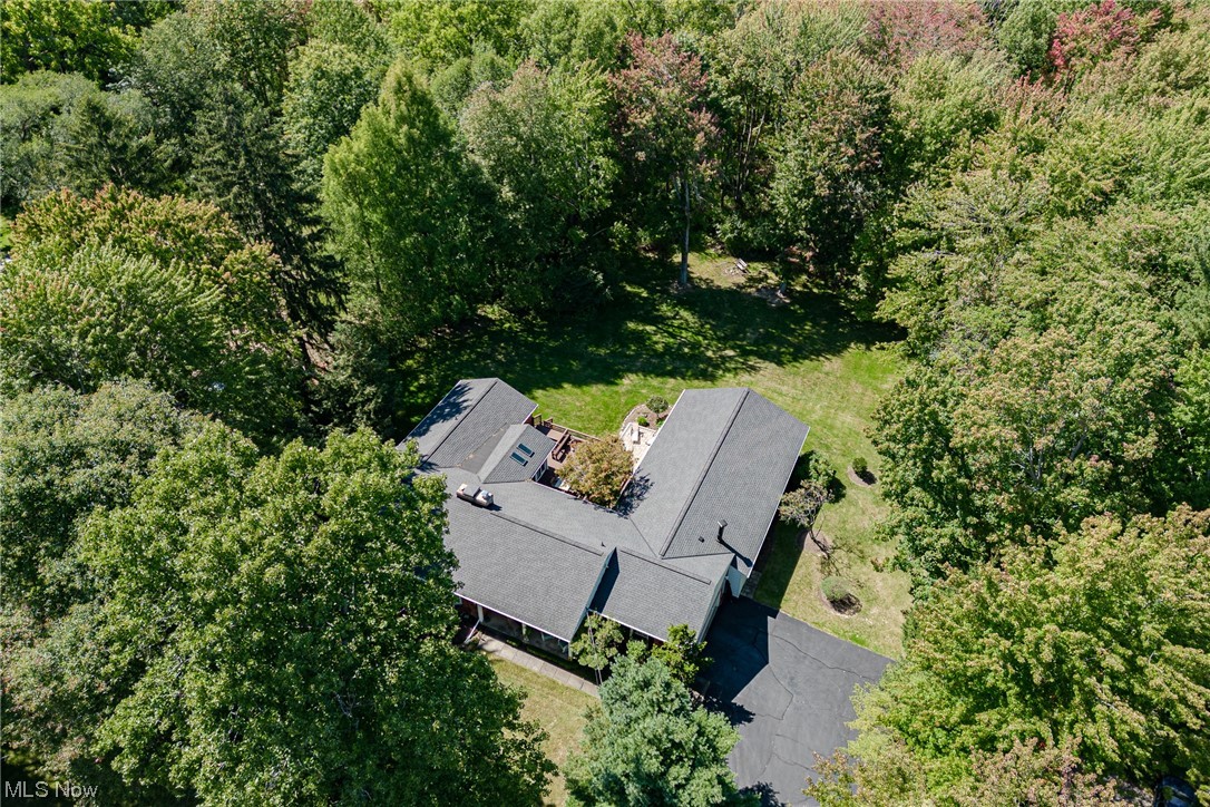 15294 Dale Road Chagrin Falls, OH 44022 - Photo 2 of 34 Gallery Image 2