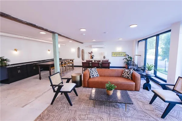 $1,825 | 3060 Dauphine Street, Unit 204, New Orleans, LA 70117