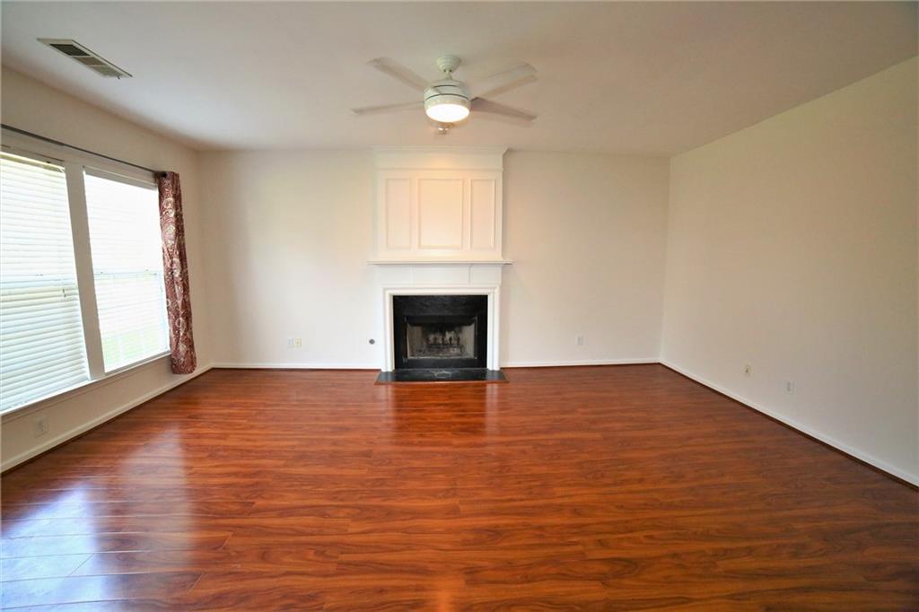 8305 Grenadier Trail Suwanee, GA 30024 - Photo 14 of 38