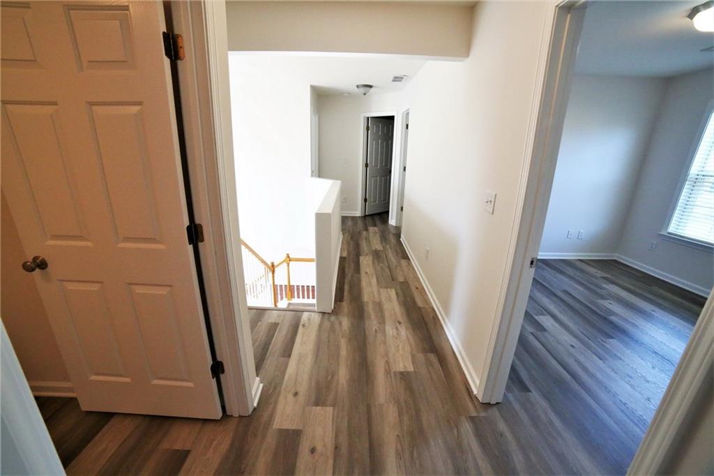 8305 Grenadier Trail Suwanee, GA 30024 - Photo 20 of 38