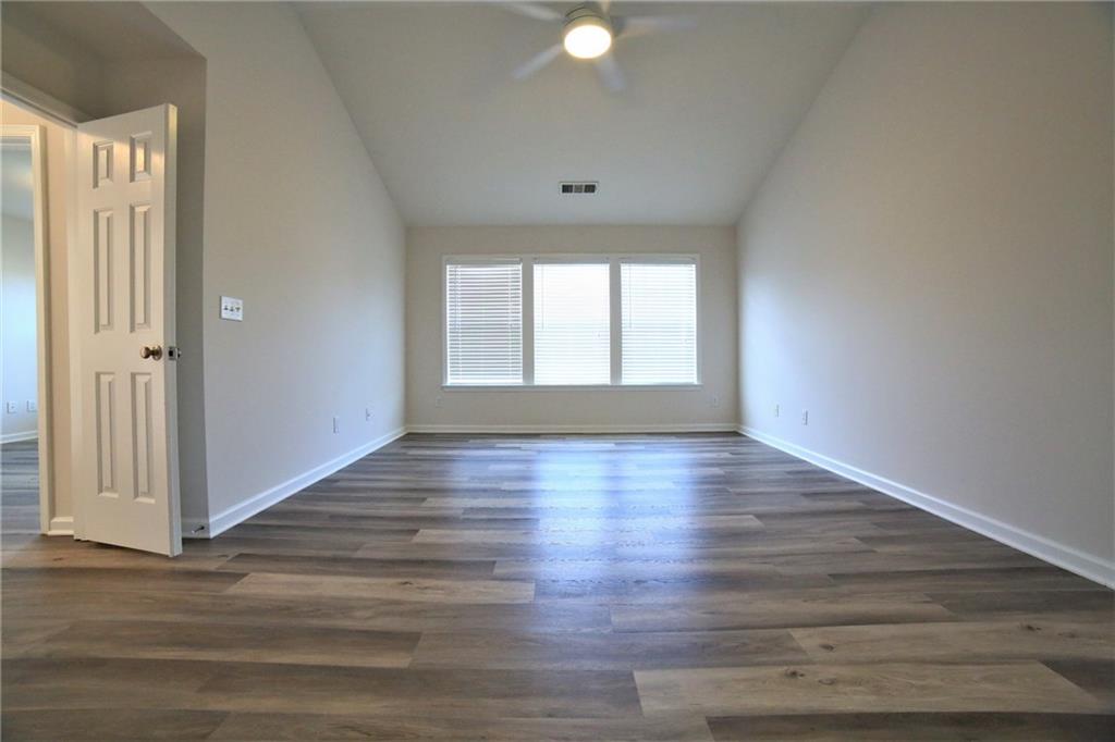 8305 Grenadier Trail Suwanee, GA 30024 - Photo 27 of 38