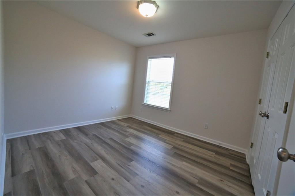 8305 Grenadier Trail Suwanee, GA 30024 - Photo 28 of 38