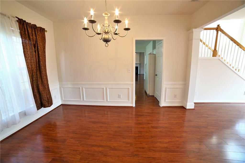 8305 Grenadier Trail Suwanee, GA 30024 - Photo 7 of 38