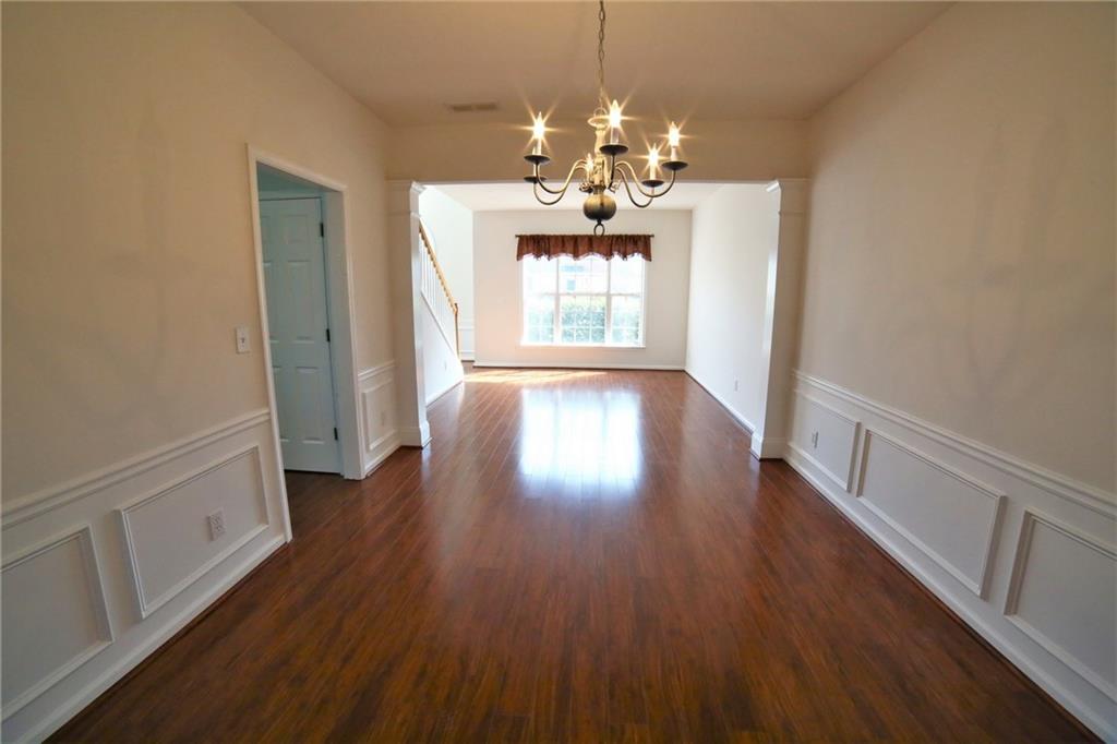 8305 Grenadier Trail Suwanee, GA 30024 - Photo 8 of 38