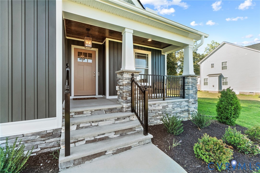 113 Logan Way Tappahannock, VA 22560 - Photo 3 of 33 a front view of a house