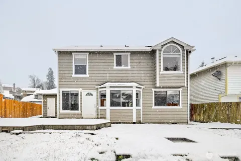 $574,950 | 27610 26th Avenue South, Federal Way, WA 98003