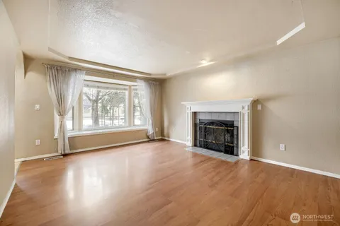 $574,950 | 27610 26th Avenue South, Federal Way, WA 98003