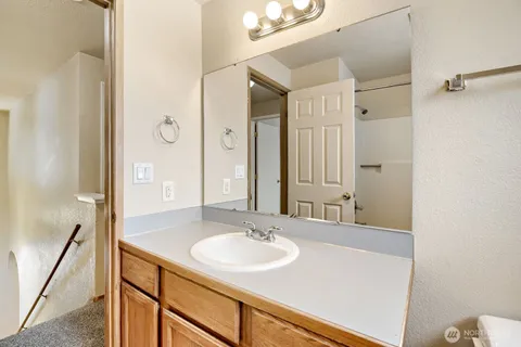 $574,950 | 27610 26th Avenue South, Federal Way, WA 98003