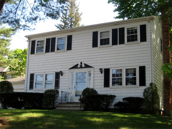 320 Common Street Walpole, MA 02081 - Photo 2 of 27 Gallery Image 2