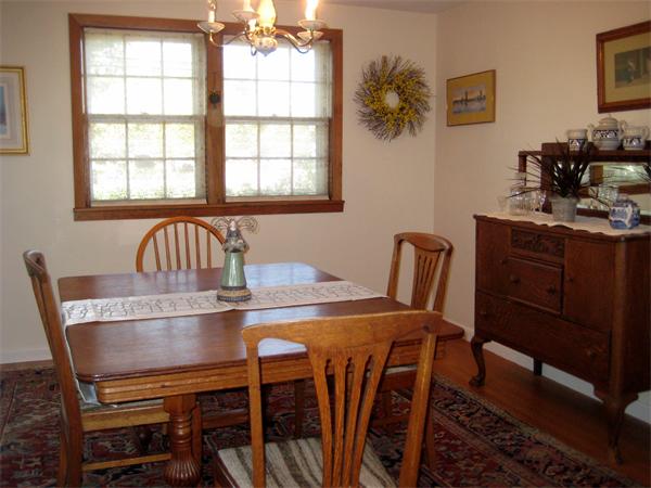 320 Common Street Walpole, MA 02081 - Photo 4 of 27 Gallery Image 4