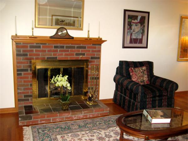 320 Common Street Walpole, MA 02081 - Photo 10 of 27 Gallery Image 10