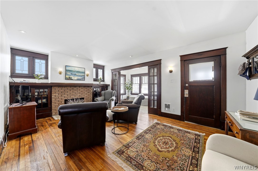 102 Rutland Street Buffalo, NY 14220 - Photo 8 of 28