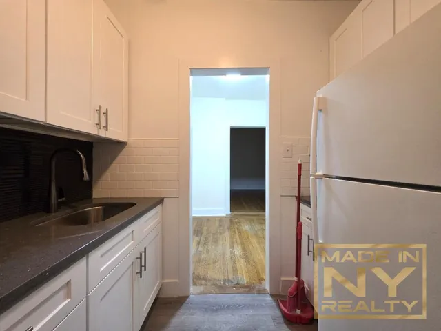 $2,050 | 117-14 Union Turnpike, Unit DA3 | Kew Gardens