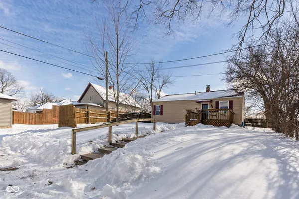 $128,000 | 2118 Vine Street, New Castle, IN 47362