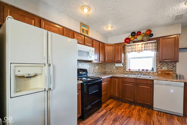 $128,000 | 2118 Vine Street, New Castle, IN 47362