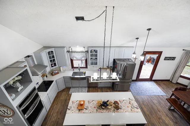 $609,999 | 6290 Highway 42, Martinsville, IN 46151