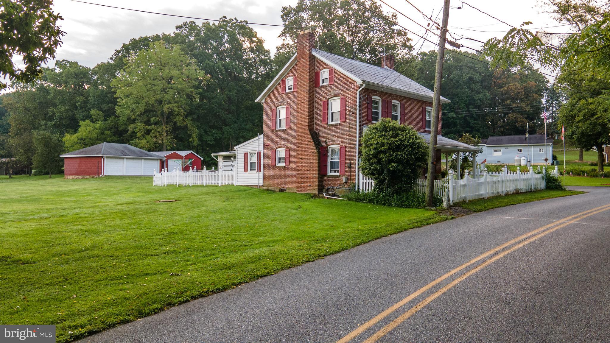 8667 Orchard Road Spring Grove, PA 17362 - Photo 4 of 20