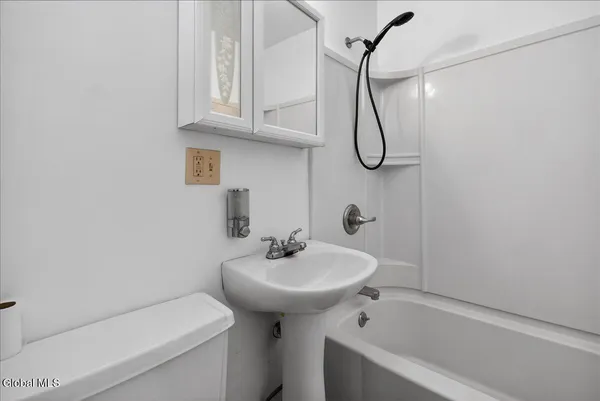 $239,000 | 103 Porter Street, Schenectady, NY 12308