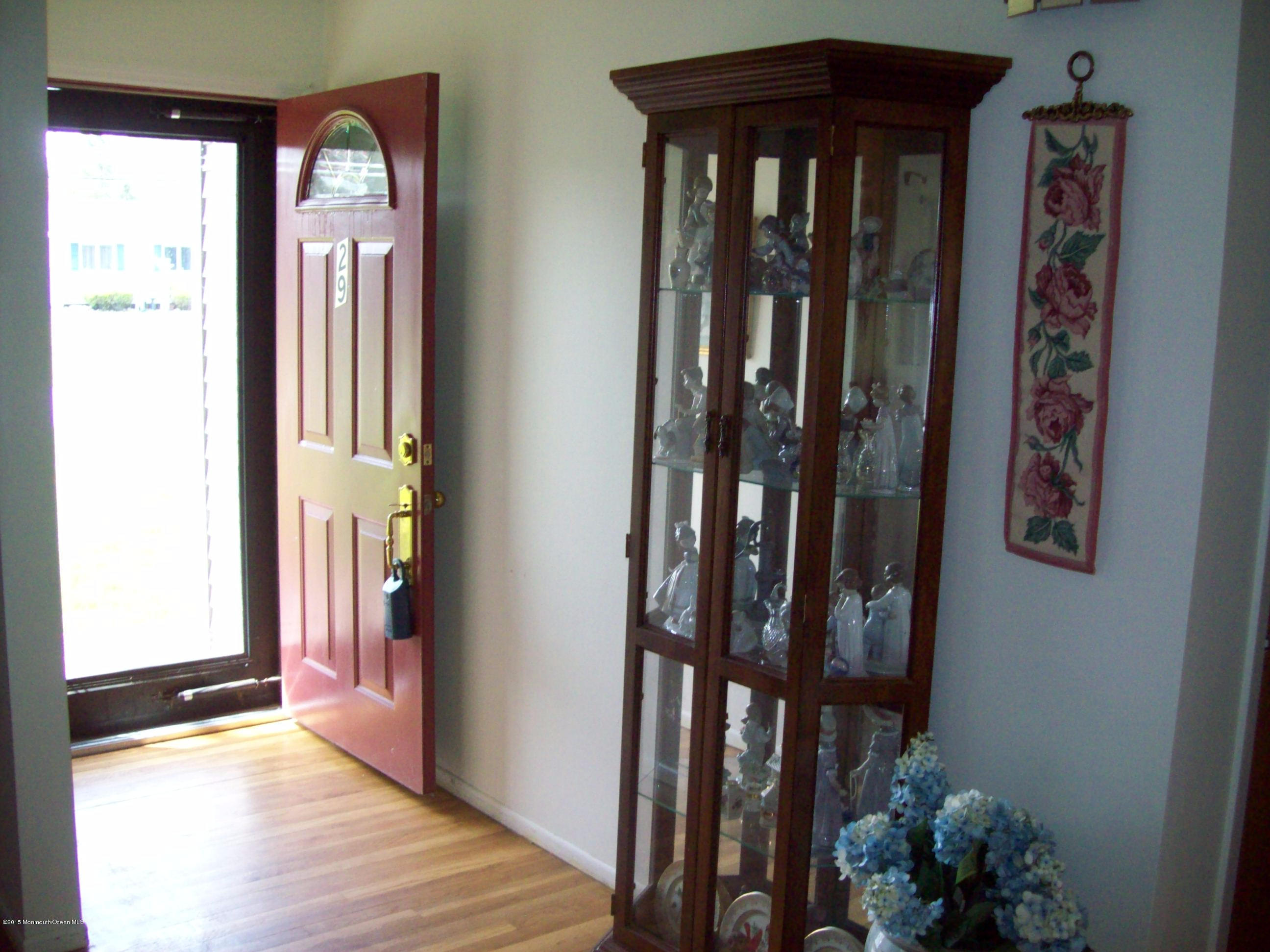 29 Ardmore Road Freehold, NJ 07728 - Photo 2 of 14 100_1902