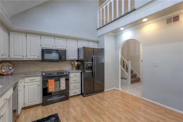 $380,000 | 220 Northwest Aspen Street, Lee's Summit, MO 64064