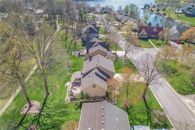 $380,000 | 220 Northwest Aspen Street, Lee's Summit, MO 64064