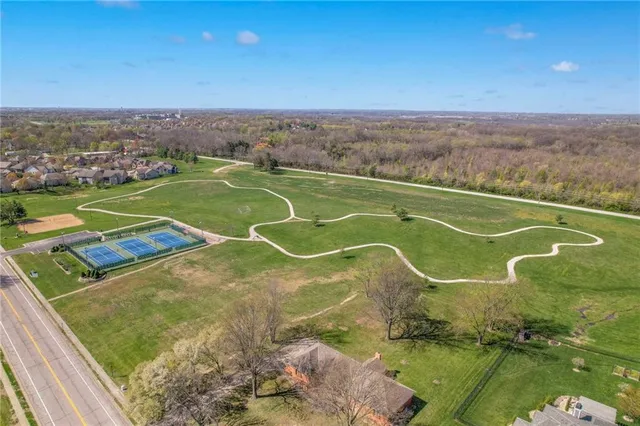 $380,000 | 220 Northwest Aspen Street, Lee's Summit, MO 64064