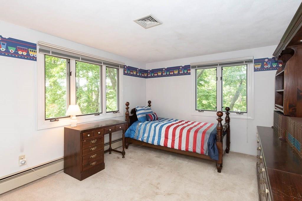 76 Wentworth Road Melrose, MA 02176 - Photo 11 of 16 Gallery Image 11