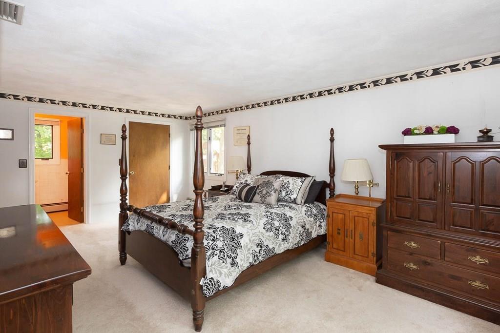 76 Wentworth Road Melrose, MA 02176 - Photo 8 of 16 Gallery Image 8