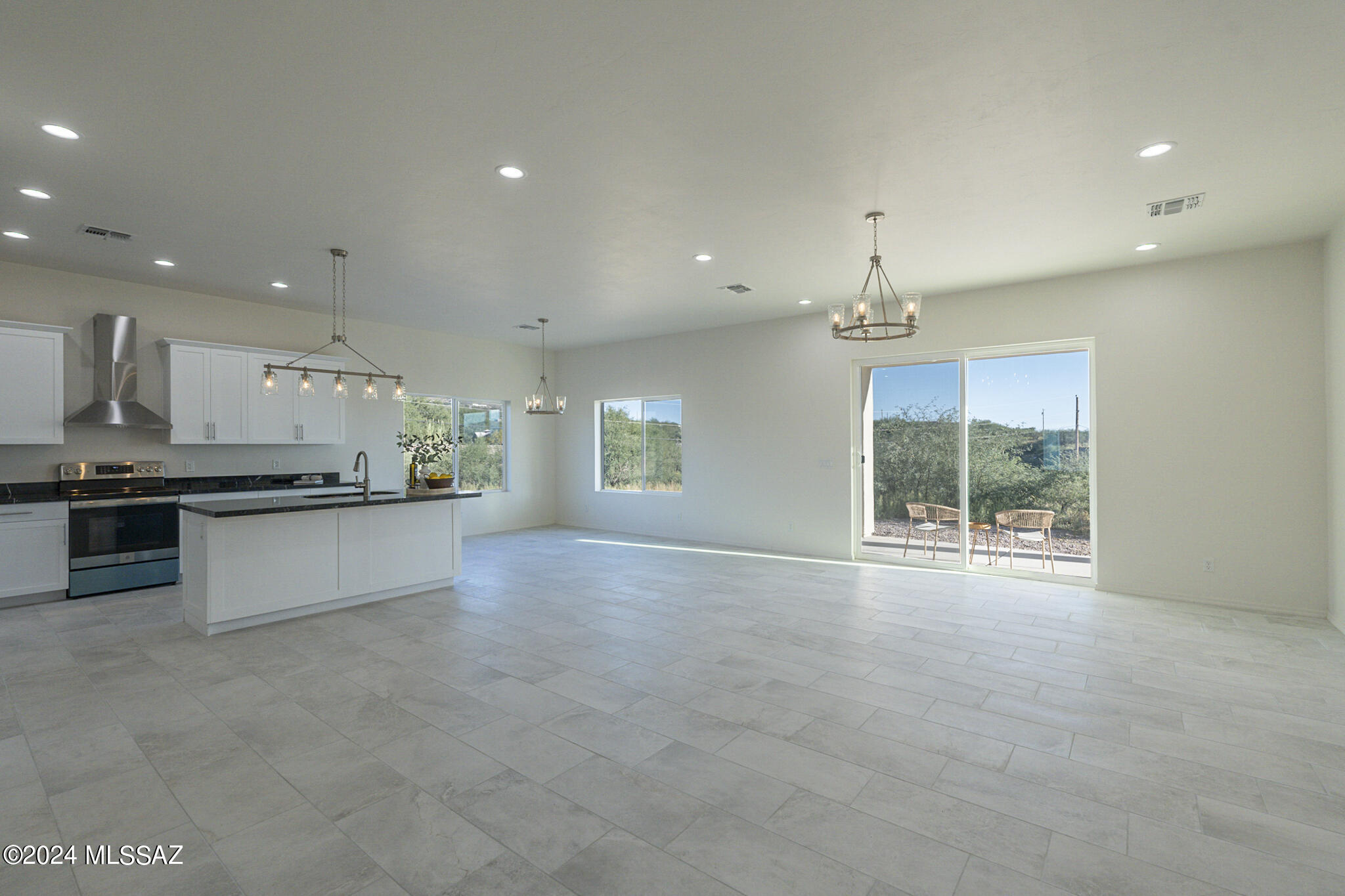 99 Camino Embarcadero Rio Rico, AZ 85648 - Photo 4 of 47
