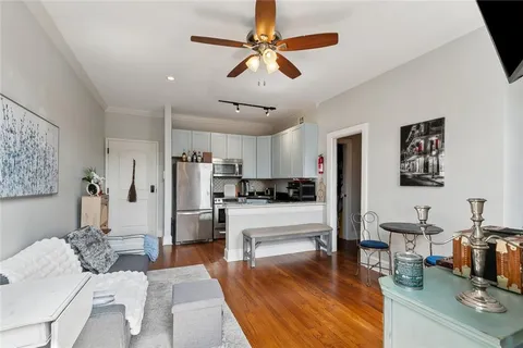 $399,000 | 1005 Barracks Street, Unit 6, New Orleans, LA 70116