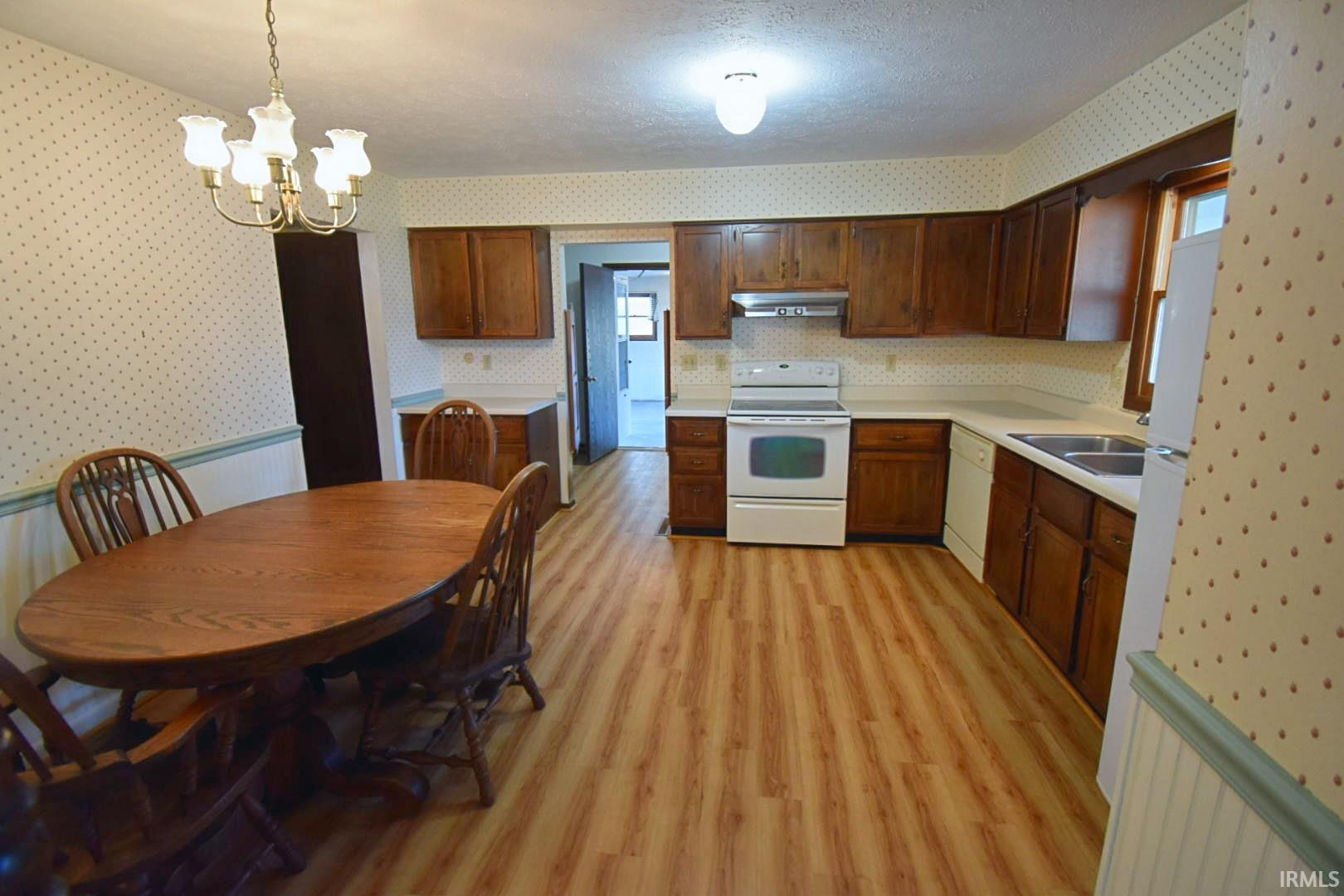 909 East 7th Street Fowler, IN 47944 - Photo 17 of 22