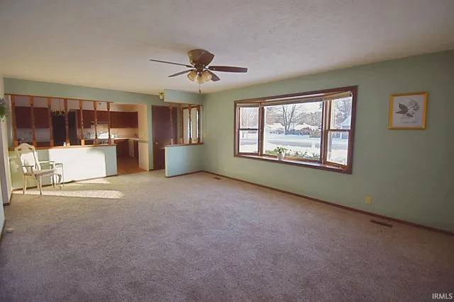 $194,900 | 909 East 7th Street, Fowler, IN 47944