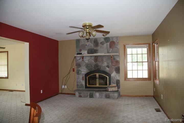 6379 Hartland Road Fenton, MI 48430 - Photo 5 of 5 family-rm