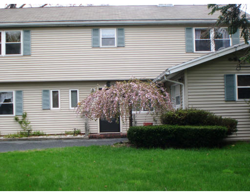 8 Robert Road Framingham, MA 01702 - Photo 7 of 9 Gallery Image 7
