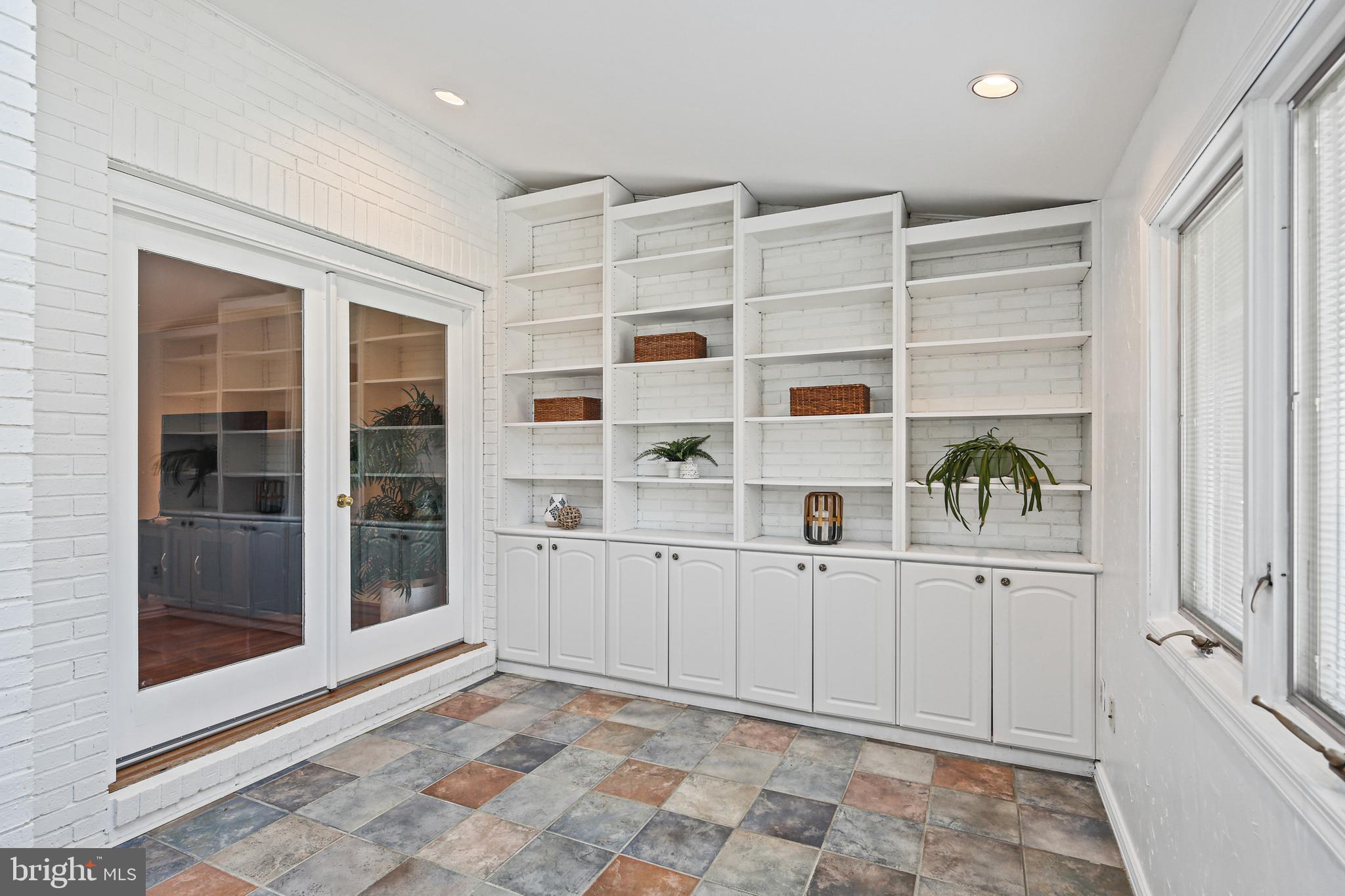 12148 Mt Albert Road Ellicott City, MD 21042 - Photo 19 of 70