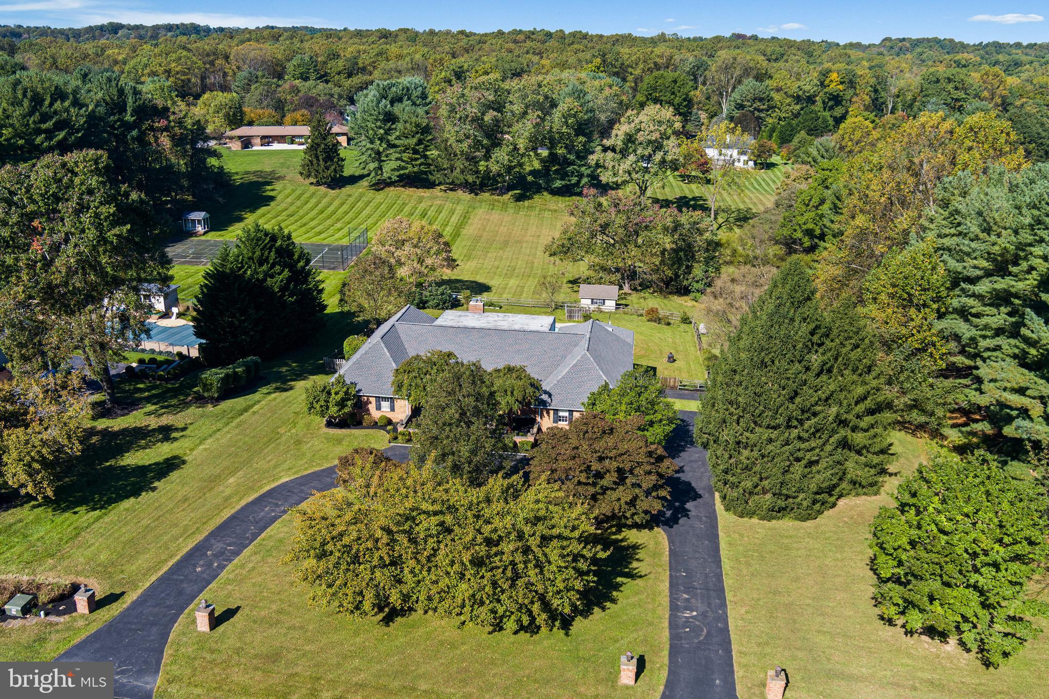 12148 Mt Albert Road Ellicott City, MD 21042 - Photo 58 of 70 an aerial view of a yard