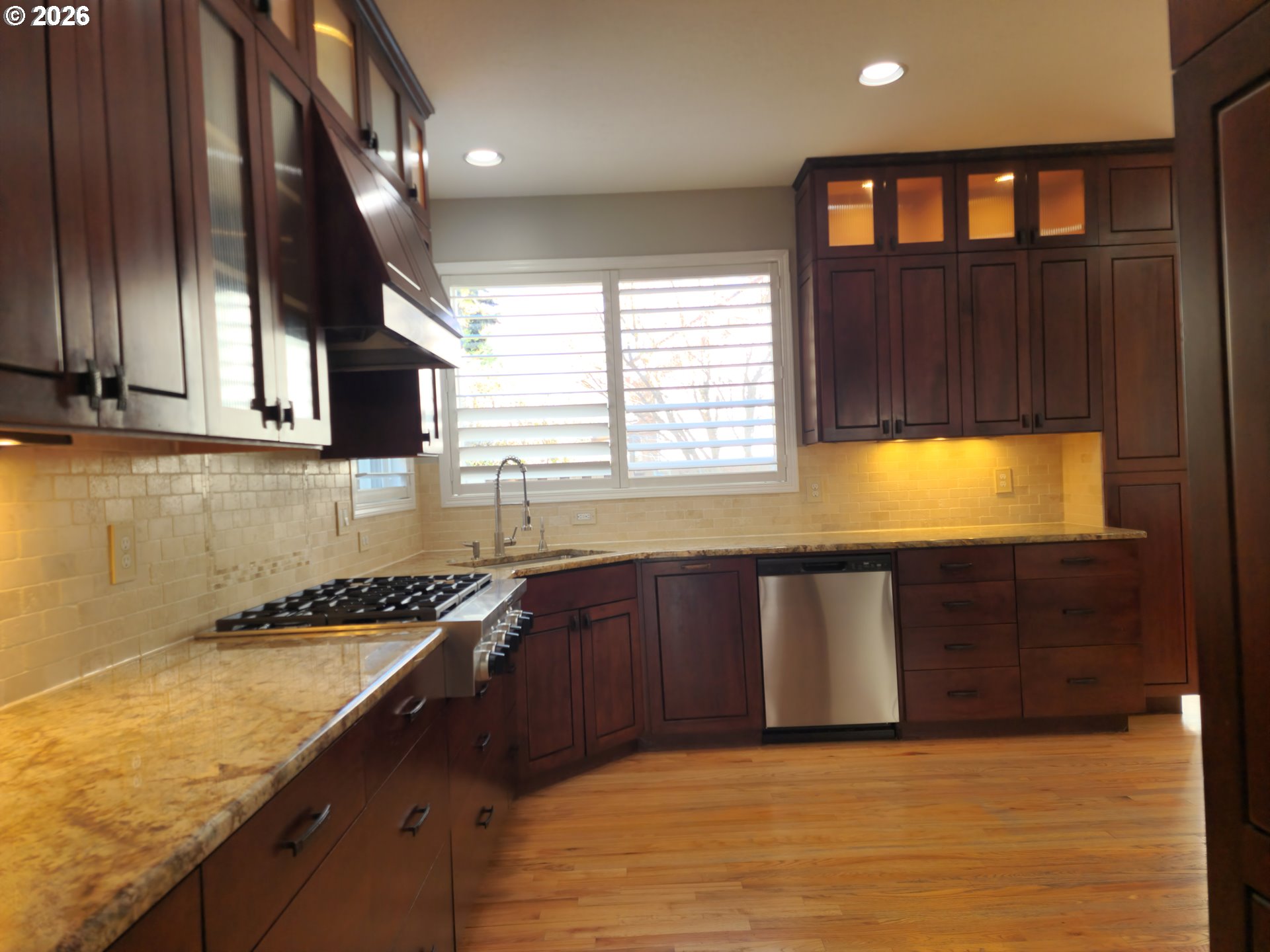 28501 Southwest Meadows Loop Wilsonville, OR 97070 - Photo 8 of 42