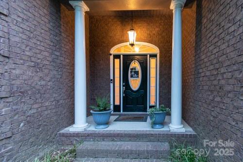 207 Streamside Place Mooresville, NC 28115 - Photo 5 of 42 a front view of a house with garden
