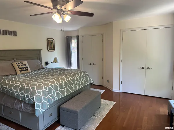 $330,000 | 202 West Wolf Road, Peoria, IL 61614