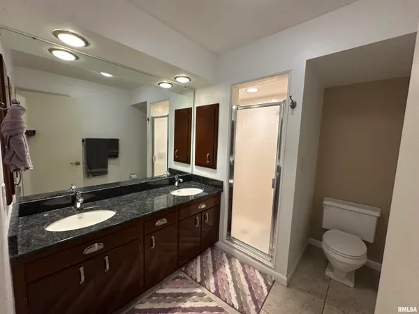 $330,000 | 202 West Wolf Road, Peoria, IL 61614