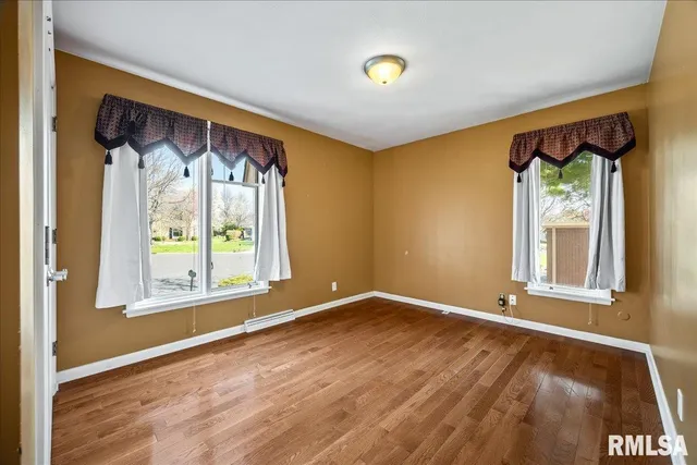 $360,000 | 202 West Wolf Road, Peoria, IL 61614