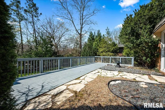 $360,000 | 202 West Wolf Road, Peoria, IL 61614