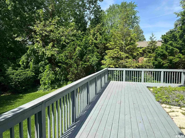 $360,000 | 202 West Wolf Road, Peoria, IL 61614