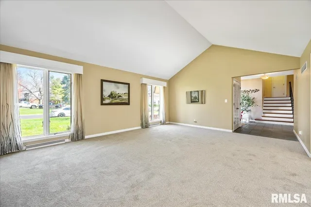 $360,000 | 202 West Wolf Road, Peoria, IL 61614