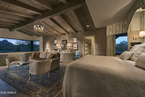 $15,900,000 | 5721 North Casa Blanca Drive, Paradise Valley, AZ 85253